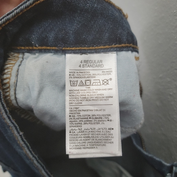 Jeans Size 4 - Picture 3 of 4